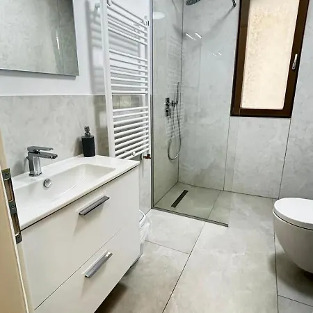 Lägenhet Monarch Luxury *