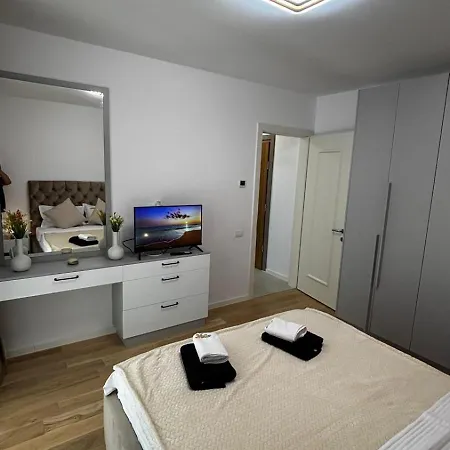 Monarch Luxury Appartement *