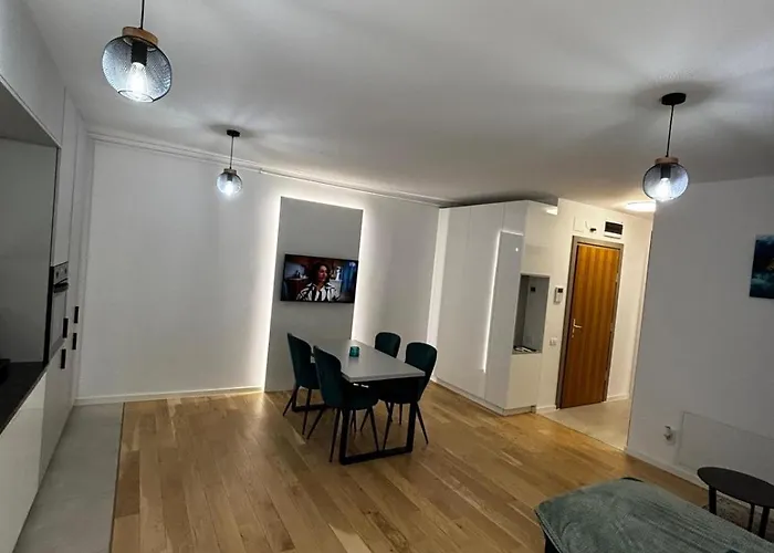 Monarch Luxury * Timișoara